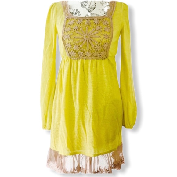 Altar'd State Dresses & Skirts - ⛄️Altar’d State long sleeve dress